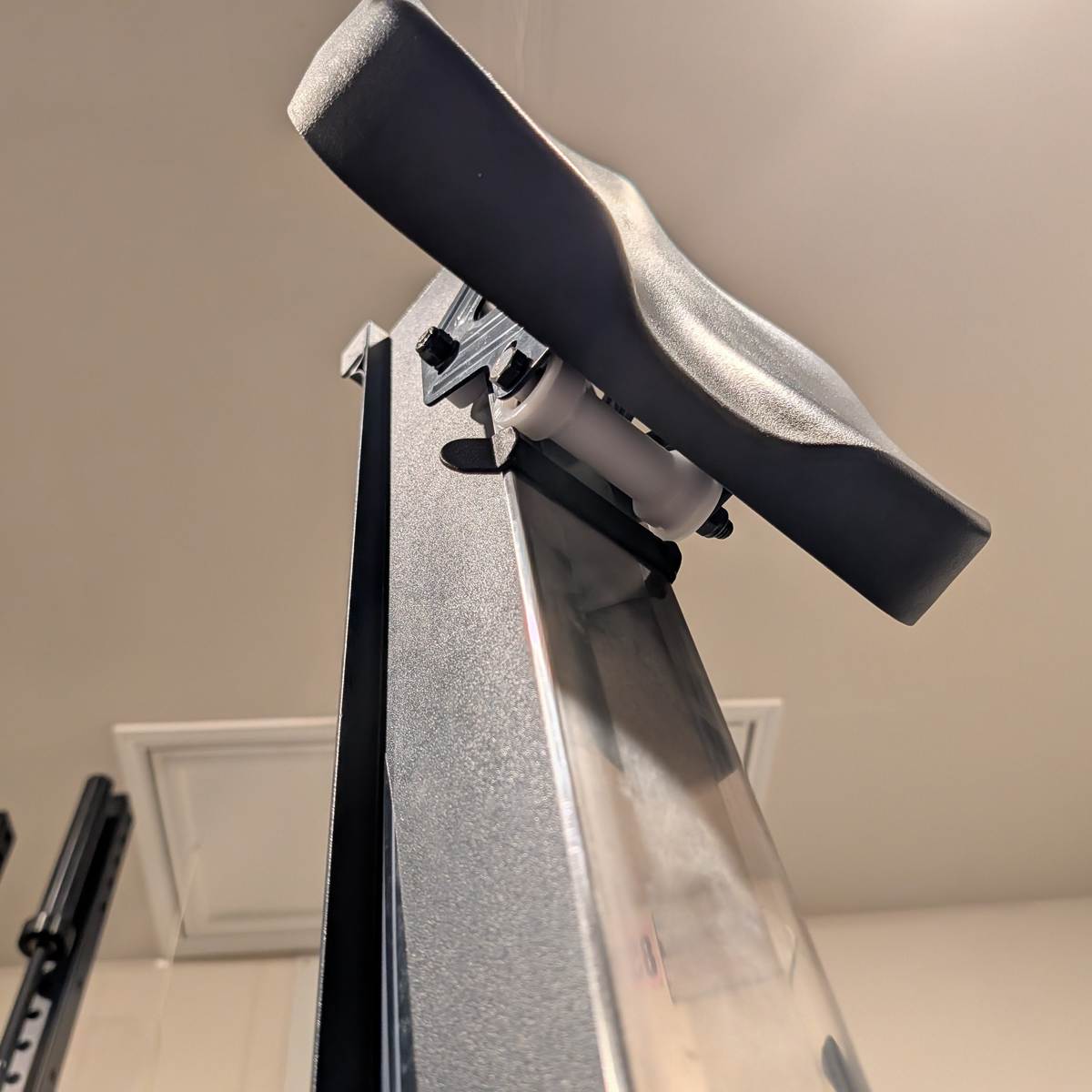 Seat Retainer Clip for Concept2 Rowers